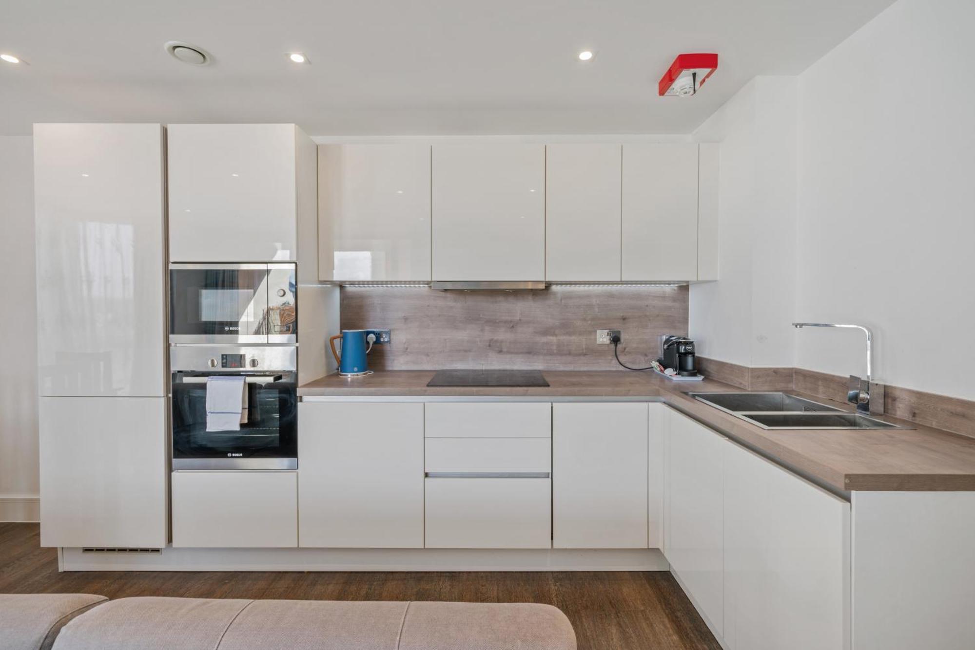 לונדון Riverside 1Br With Easy Transport 20Min To City Centre מראה חיצוני תמונה