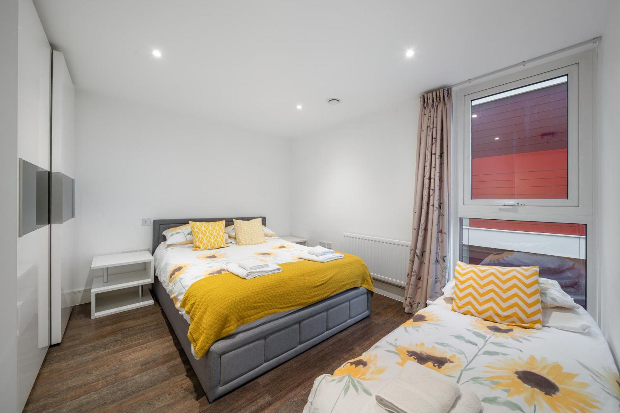 לונדון Riverside 1Br With Easy Transport 20Min To City Centre מראה חיצוני תמונה