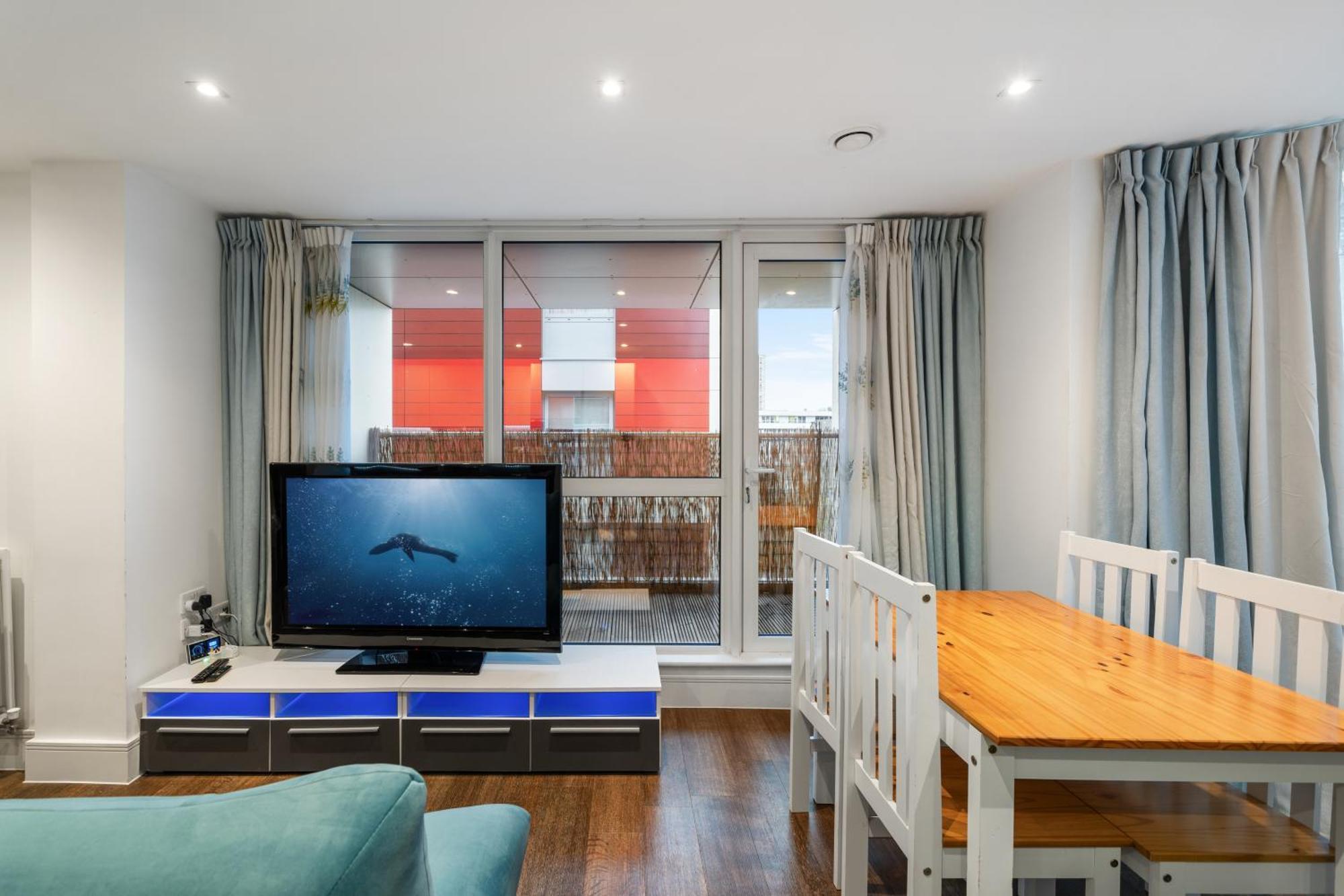 לונדון Riverside 1Br With Easy Transport 20Min To City Centre מראה חיצוני תמונה