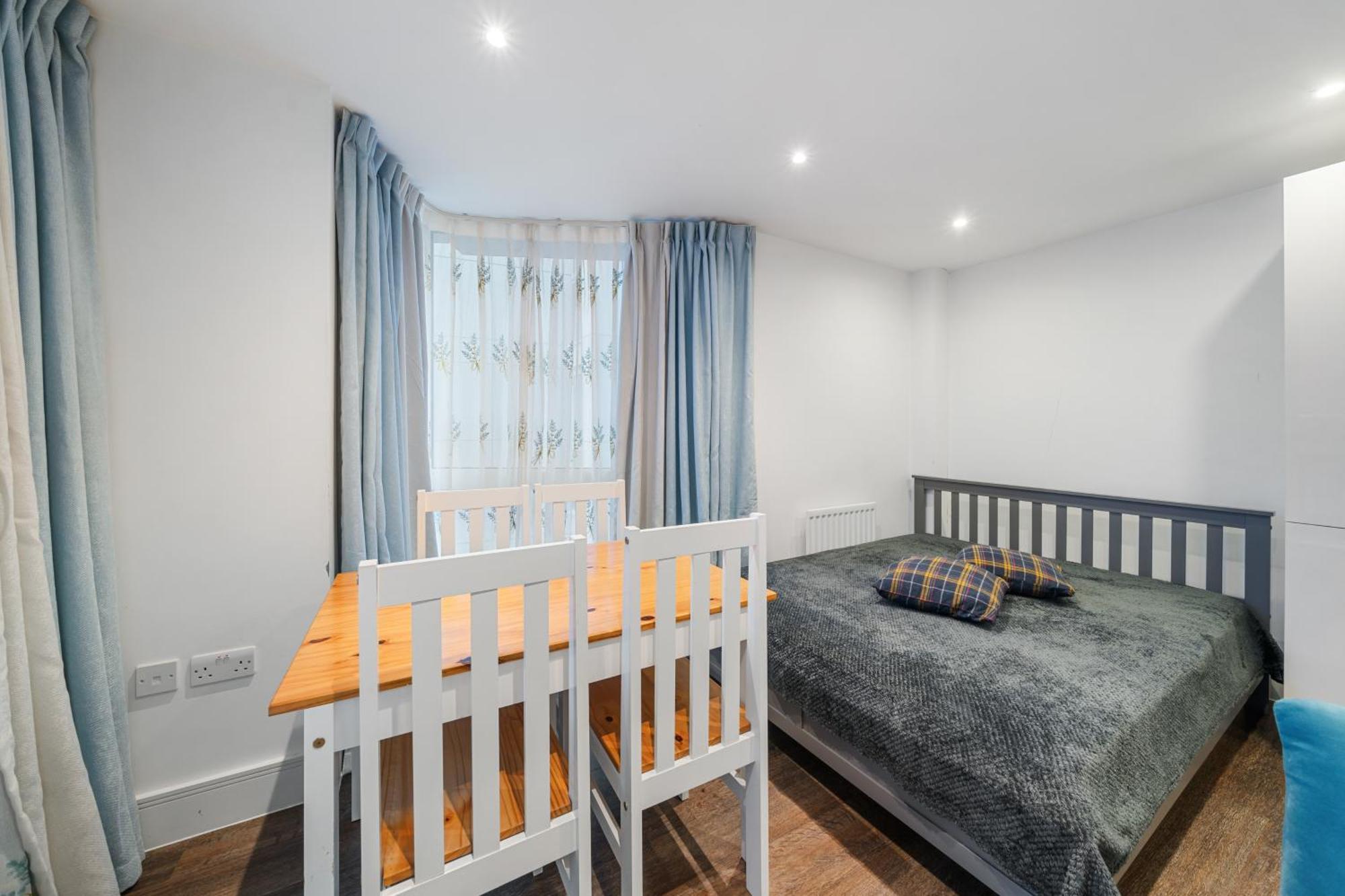 לונדון Riverside 1Br With Easy Transport 20Min To City Centre מראה חיצוני תמונה